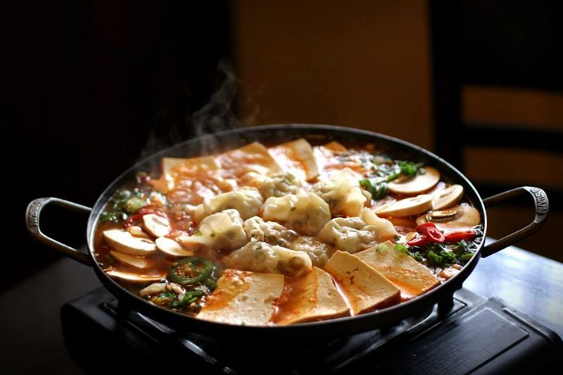 Kimchi mandu Jeongol